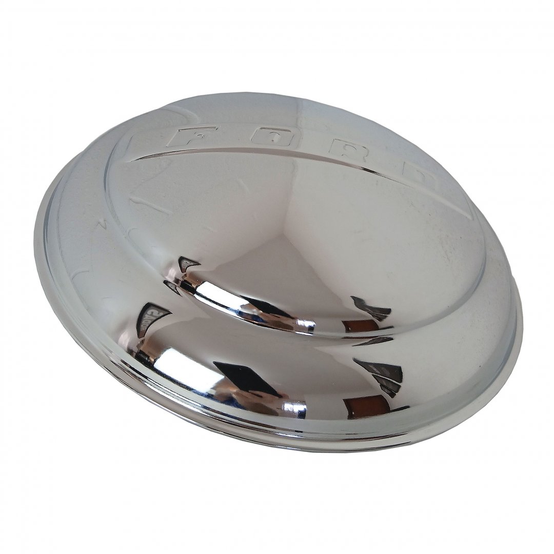 Calota de Ferro Abaulada Ford Cromada com Emblema